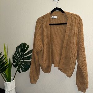 Hollister Sweater/Cardigan